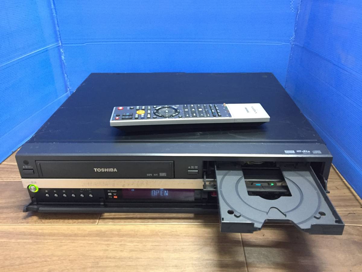 東芝 VHS/HDD/DVDレコーダー RD-W301 リモコン付　中古品652_画像5
