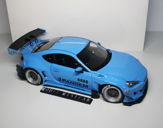 ▲超絶版！Metallic Blue！全開閉！DCM 1/18 Toyota トヨタ GT86 86 GT PANDEM パンデム Rocket Bunny 新品_画像2