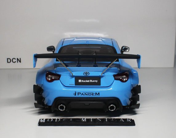 ▲超絶版！Metallic Blue！全開閉！DCM 1/18 Toyota トヨタ GT86 86 GT PANDEM パンデム Rocket Bunny 新品_画像4