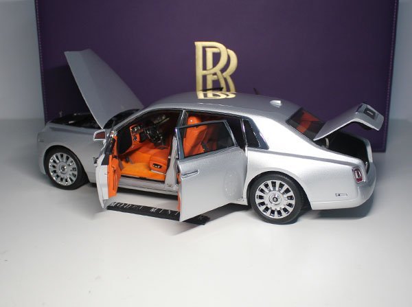 ▲超絶版！Silver！RR 1/18 ロールスロイス Rolls Royce Phantom ファントム 8 VIII 新品_画像8