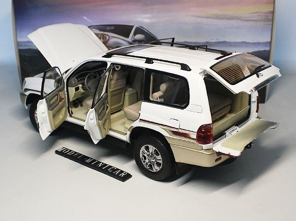 ▲超希少！Toyota特注 1/18 トヨタ LAND CRUISER ランドクルーザー LC100 白_画像6