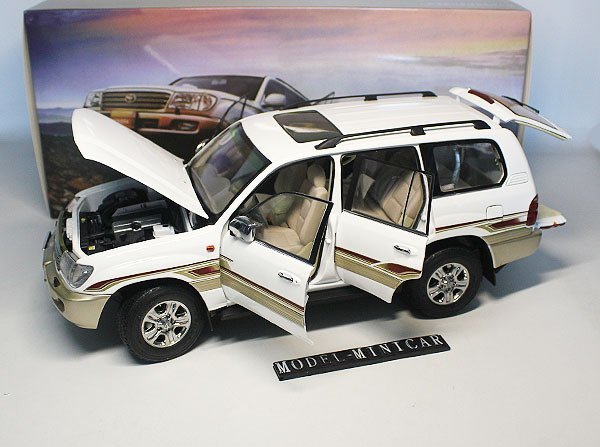 ▲超希少！Toyota特注 1/18 トヨタ LAND CRUISER ランドクルーザー LC100 白_画像1