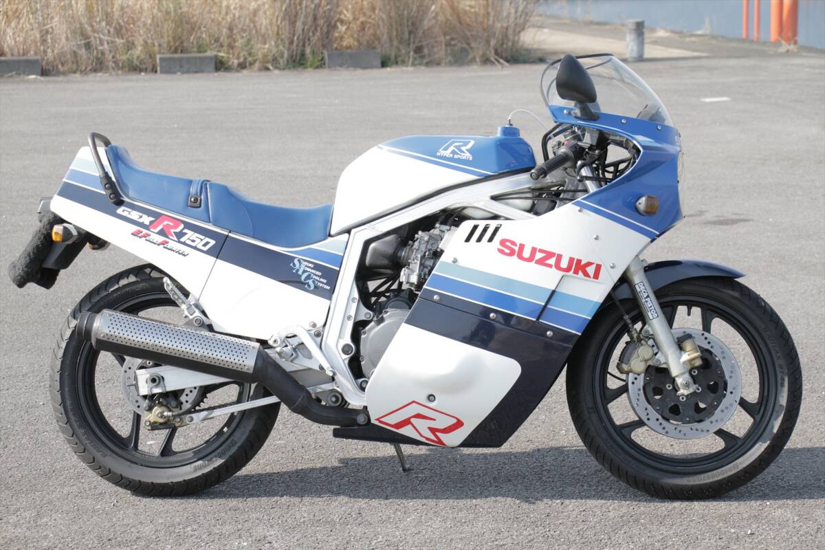 スズキ GSX-R750 GR71F　11,195㎞ ノーマル車両 S60年登録 エンジン実働 車検あり 徳島より 売り切り 旧車_画像3