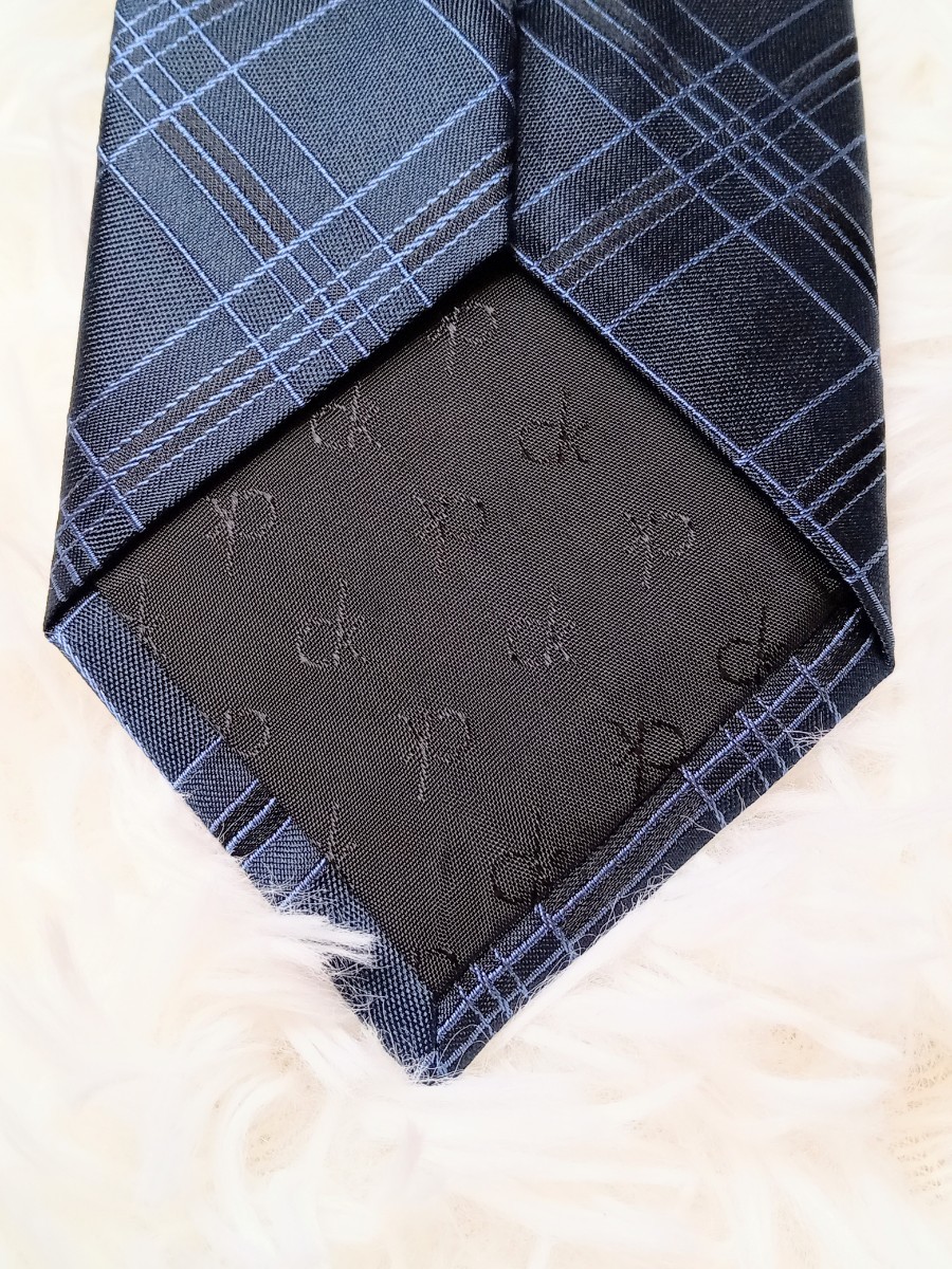  Calvin Klein Calvin Klein necktie navy blue navy check pattern silk lustre feeling of luxury formal gentleman used beautiful goods business 