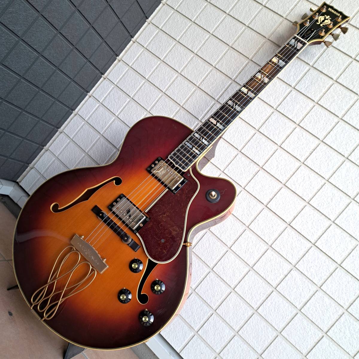 ■YAMAHA AE2000 ヤマハ フルアコ 1977-1978年製 ジャパンビンテージ フルアコースティックギター JAPAN VINTAGE 日本製 Gibson GRETSCH_画像1