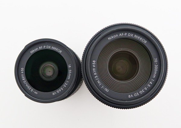 ◇美品【Nikon ニコン】D5600 ダブルズームキット 予備バッテリー付き デジタル一眼カメラの画像5