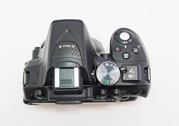 ◇ジャンク【Nikon ニコン】D5300 AF-P ボディ デジタル一眼カメラ_画像5