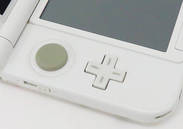 ○【任天堂】ニンテンドー3DS LL とびだせどうぶつの森モデル_画像6