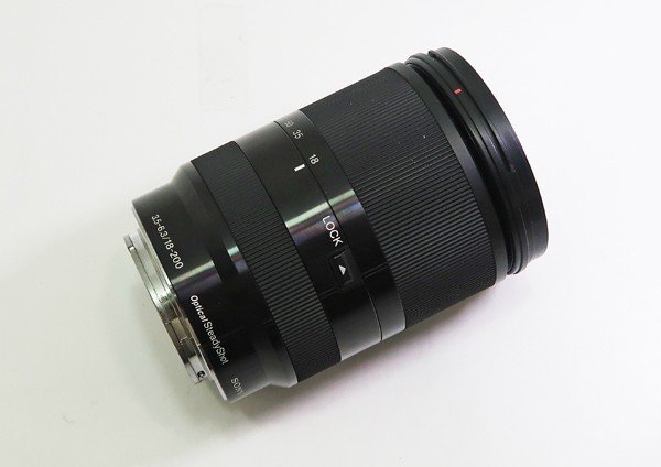 ◇【SONY ソニー】E 18-200mm F3.5-6.3 OSS LE SEL18200LE 一眼カメラ用レンズ_画像5