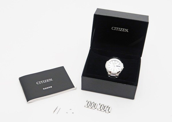 ◇【CITIZEN シチズン】エクシード デイデイト H100-T021212 ソーラー電波時計_画像7