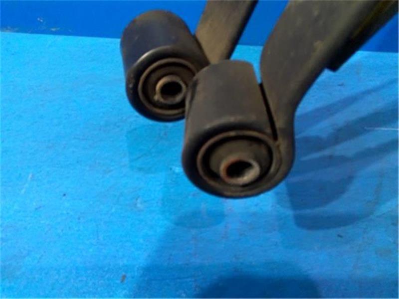  Toyota original Hiace { TRH224W } rear springs P70300-24000326