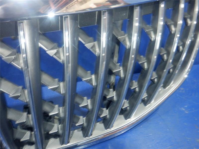  Toyota original Crown Majesta { UZS207 } front grille P10600-24000677