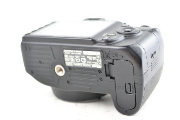 ★実用美品★NIKON ニコン D3200 ボディ シャッター回数1729★♯13324_画像2