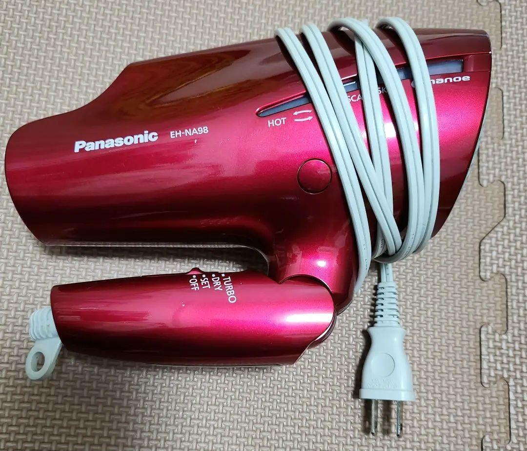 【送料無料】Panasonic ヘアードライヤー　ナノイー