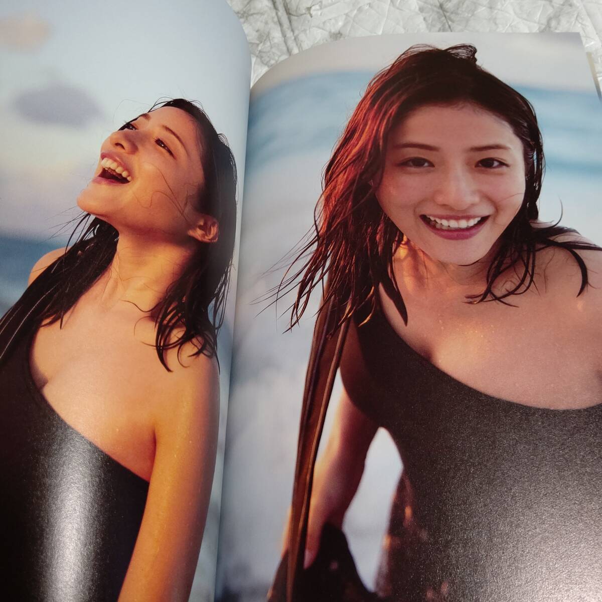 石原さとみ写真集 エンカレッジ 女優 水着デビュー 15周年 石原さとみ写真集 エンカレッジ 女優 水着デビュー 15周年