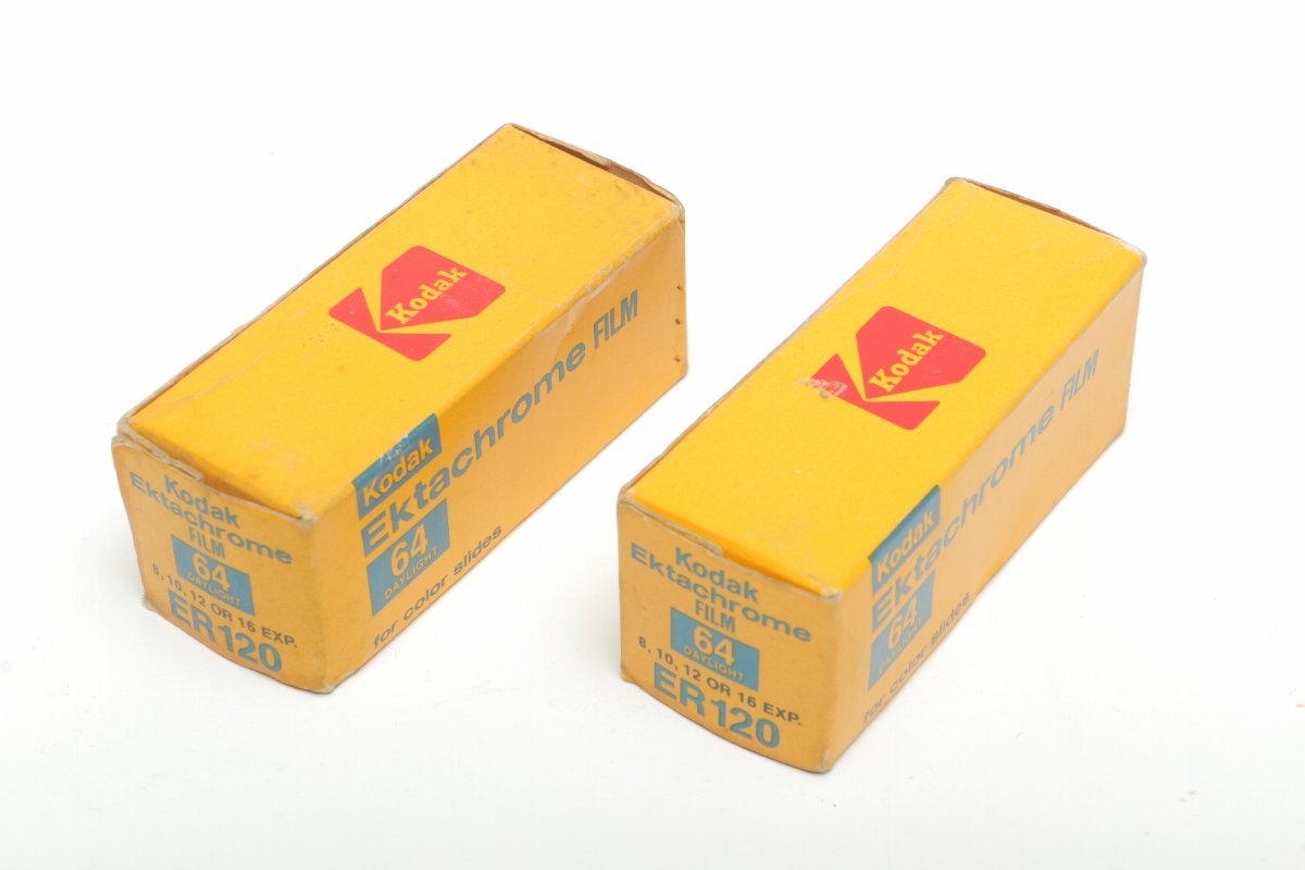 ※ 【新品未使用・期限切れ】 2本 Kodak コダック Ektachrome エクタクローム 64 daylight ER120 リバーサルフィルム 箱付 3464_画像3
