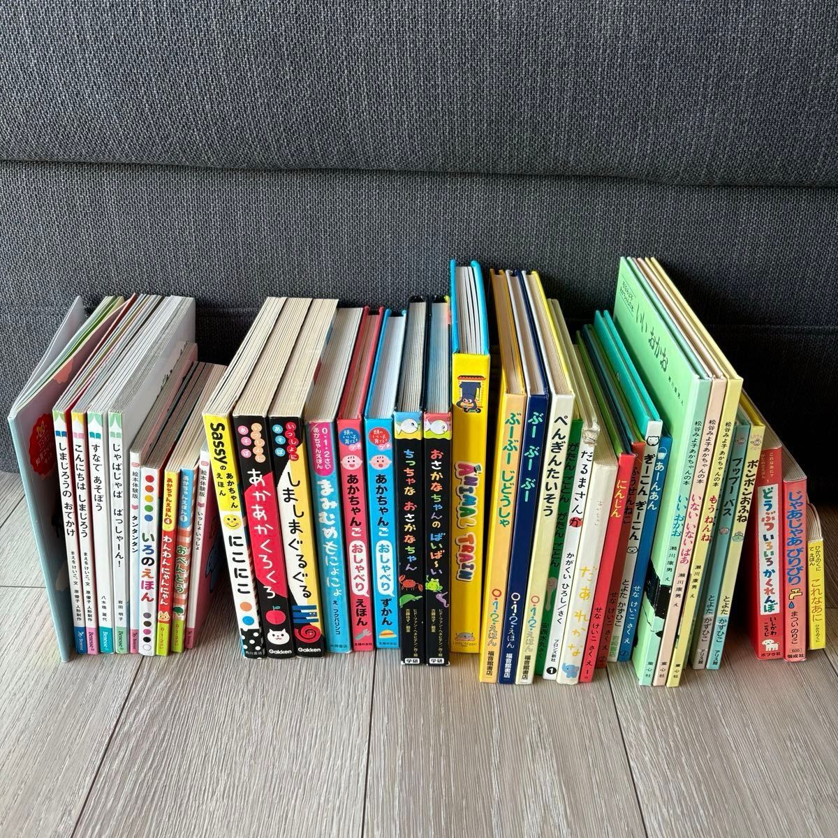 人気絵本【まとめ売り】40冊 幼児 0歳1歳2歳 英語 人気絵本【まとめ売り】40冊 幼児 0歳1歳2歳 英語