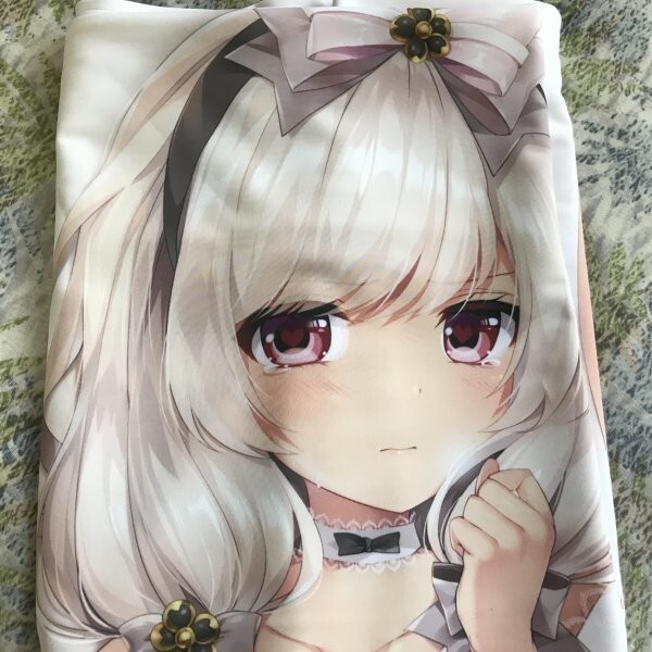 最終値下げ PALACE 正規品 SAKURA z (M.vv) リアモイスト 抱き枕カバー 馨 抱き枕