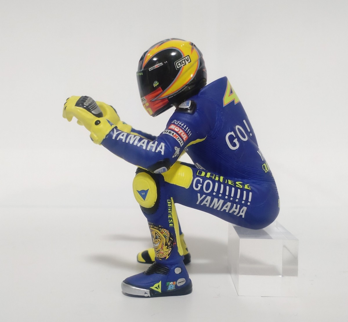 PMA MINICHAMPS 1/12 2005 ロッシ ライディング フィギュア 限定 2999個 Rossi ミニチャンプス ゴロワーズ ヤマハ　YAMAHA_画像2