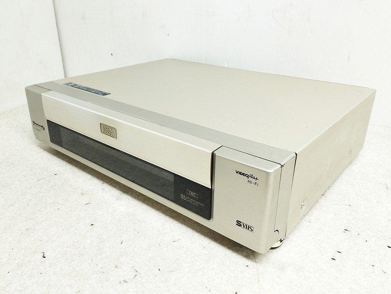 Panasonic パナソニック S-VHSビデオデッキ NV-SB800W ジャンク_画像2