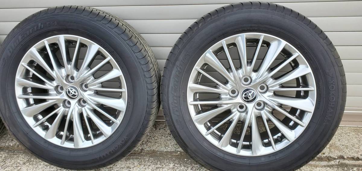 ☆☆個人出品 美品 TOYOTA アルファード/ヴェルファイア 30系純正17インチ6.5J+33 225/60R17 BluEarth E51A 夏タイヤホイール セッ4本☆☆ の画像2