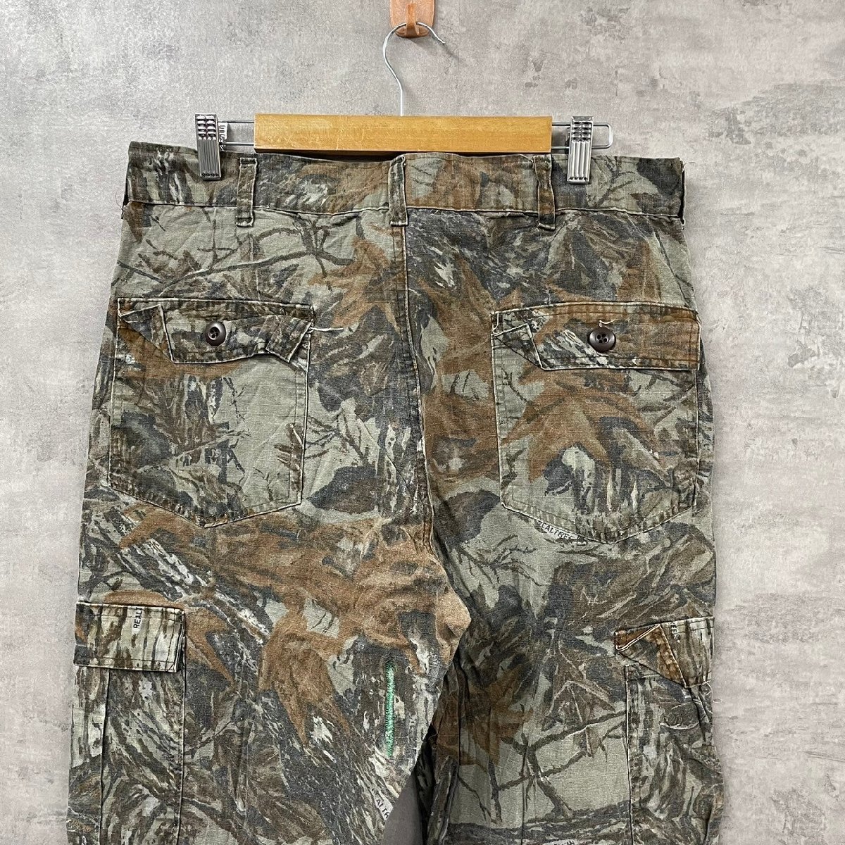 REDHEAD USA製 カモフラ REALTREE ジップフライ カーゴパンツ 36 実寸W34in 31553 USA 海外輸入 古着 SK10550_画像4