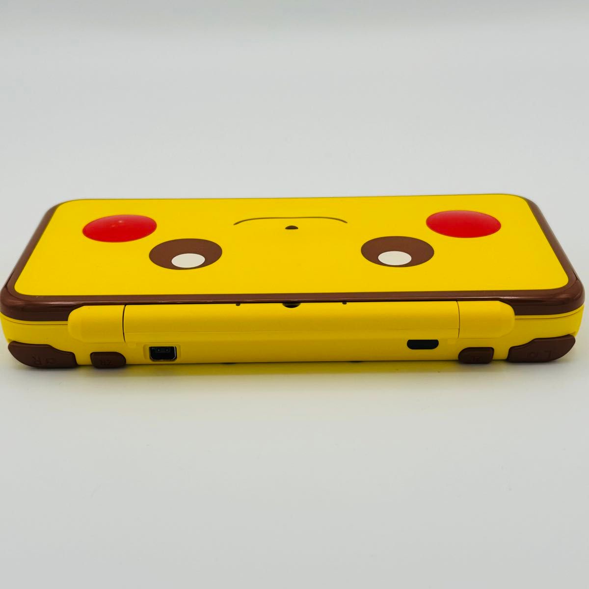 Newニンテンドー 2DS LL ピカチュウ 本体 美品 中古 ピカチュウ Newニンテンドー 2DS LL ピカチュウ 本体 美品 中古 ピカチュウ