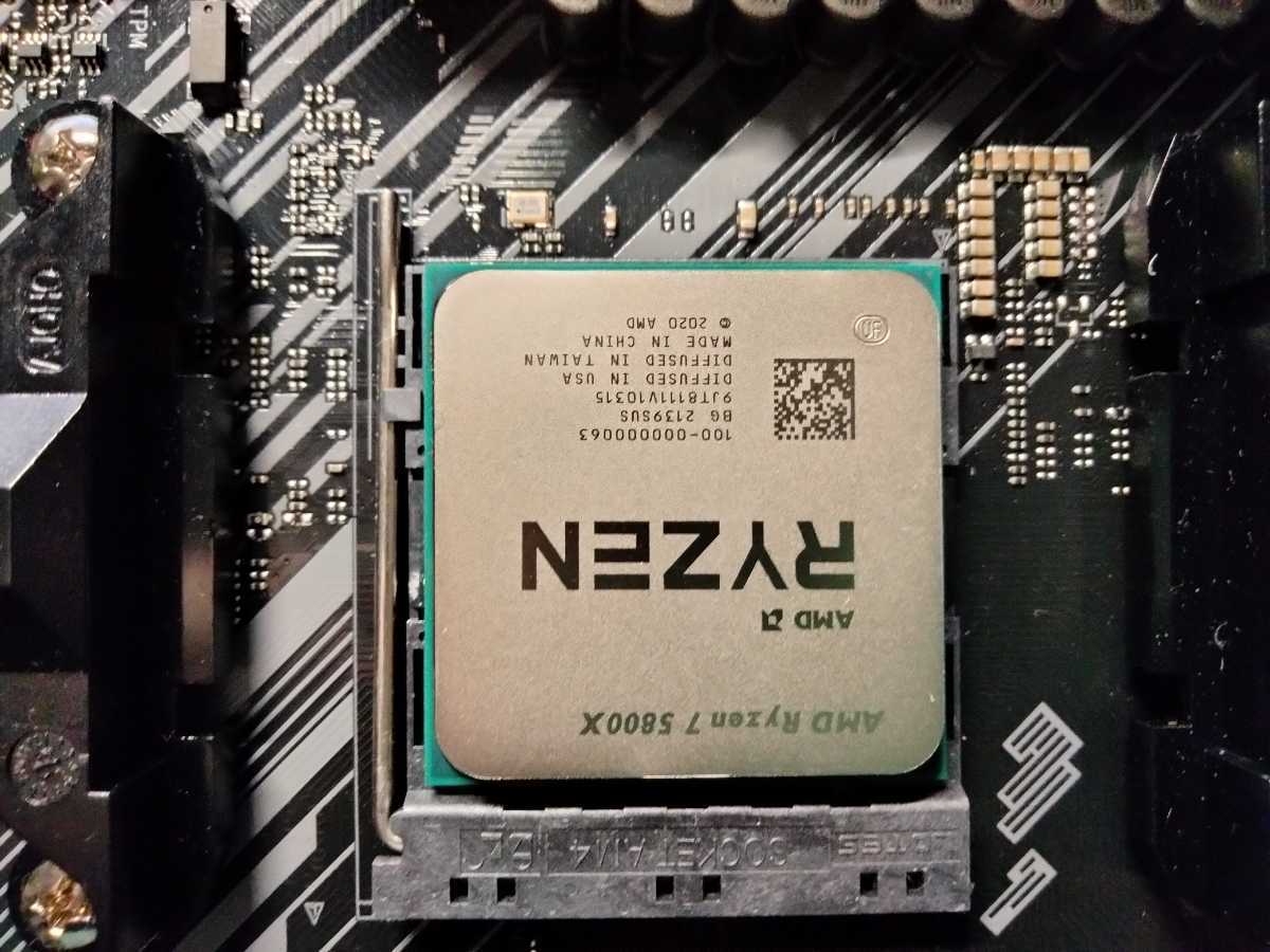 【新品】Ryzen 7 5800X + B550 PLUS + DDR4 3200MHz 64GB メモリ セットの画像4