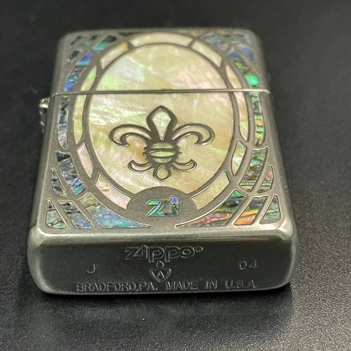 【人気】ZIPPO ジッポ 2004年製 USA製 シルバー アーマー シェルインレイ 火花OK 着火跡あり オイル ライター/2272907/CDK60-18_画像8