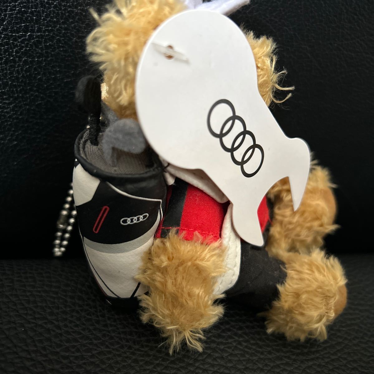 未使用★Audi アウディ　クマ　ベア　くま　キーホルダー　ぬいぐるみ　純正　正規品★ゴルフ_画像4