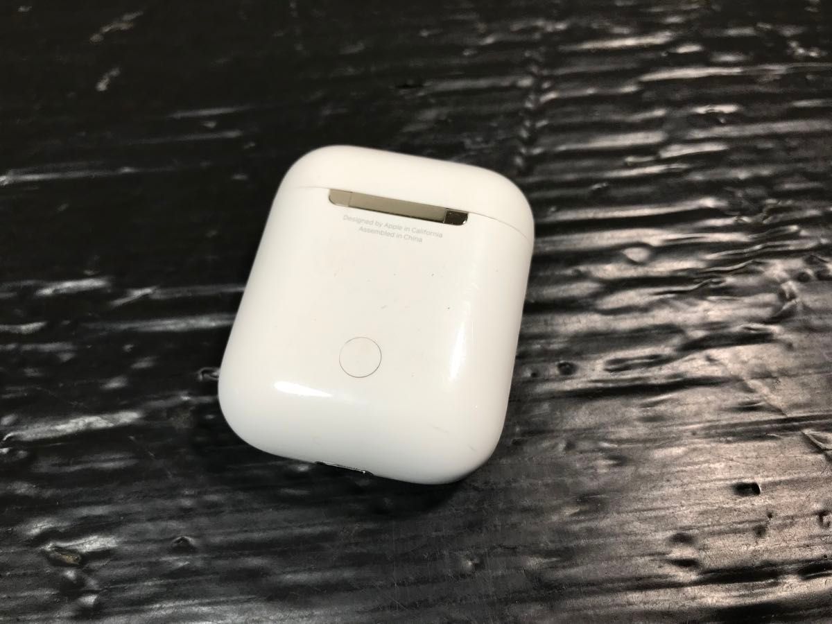 021708 Apple アップル AirPods エアーポッズ 第一世代 充電ケースのみ