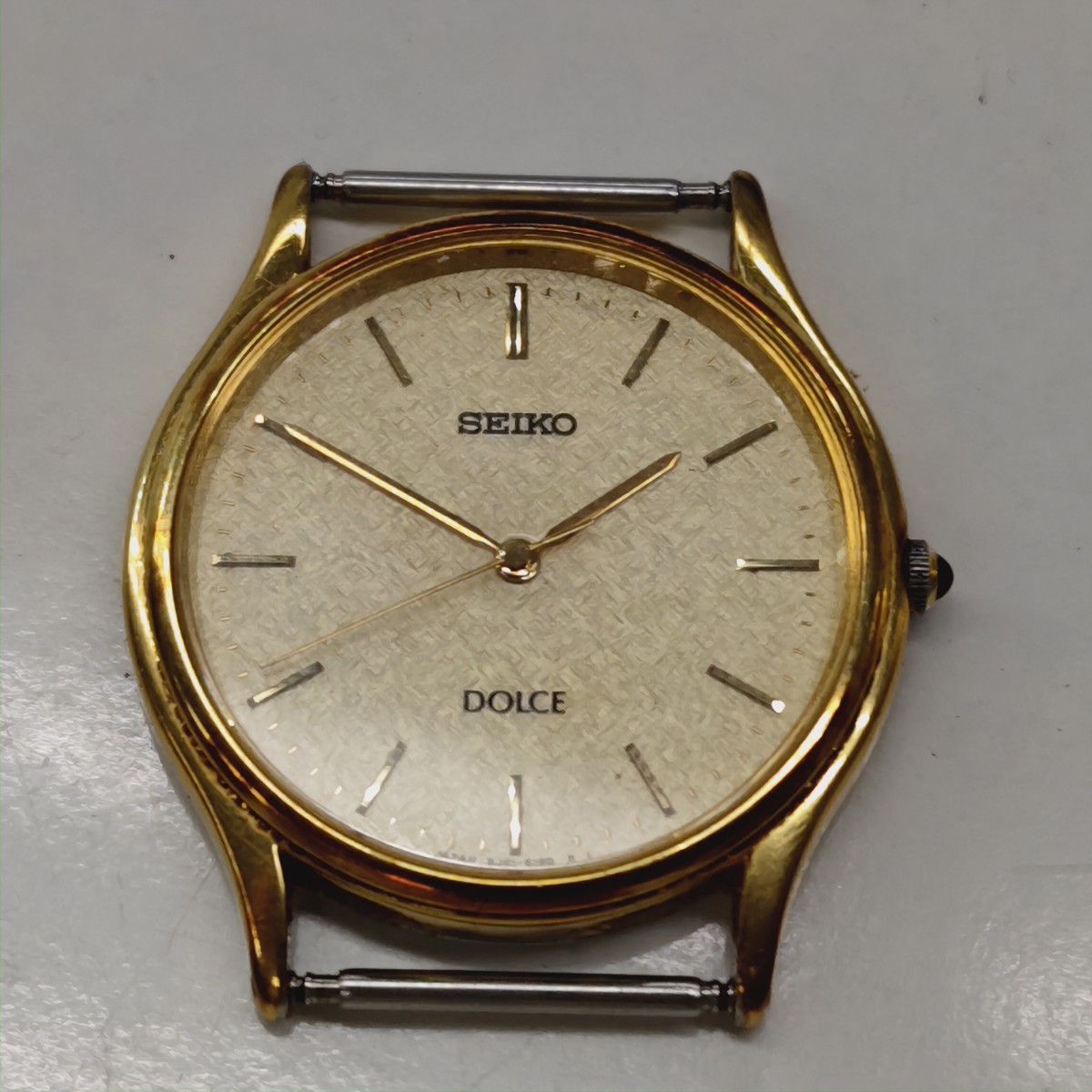 【電池切れジャンク品】1円スタート SEIKO セイコー DOLCE ドルチェ 8J41-6100 9021-5160 QZ クォーツ SS ラウンド ゴールド文字盤 み_画像6