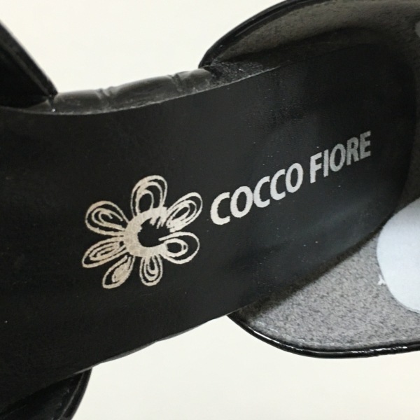 コッコフィオーレ COCCO FIORE パンプス 23.5EE - エナメル（レザー） 黒 レディース フラワー(花)/型押し加工 靴_画像5