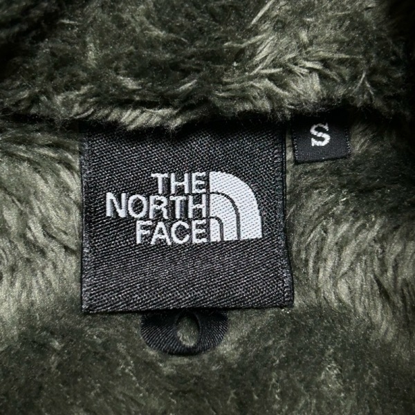 ノースフェイス THE NORTH FACE ブルゾン サイズS - ダークグリーン×黒 レディース 長袖/ジップアップ/春/秋 ジャケットの画像3