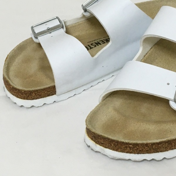 ビルケンシュトック BIRKEN STOCK サンダル 37 - 合皮 白 レディース 靴_画像7