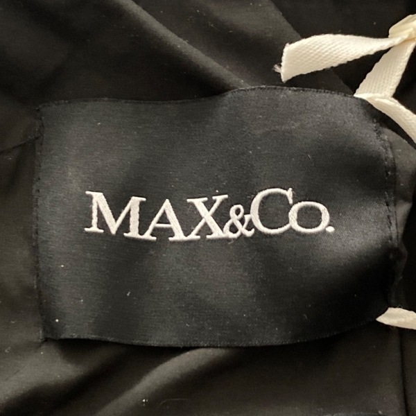 マックス&コー MAX&CO. ダウンコート サイズIJ38 - 黒 レディース 長袖/ジップアップ/冬 コート_画像3