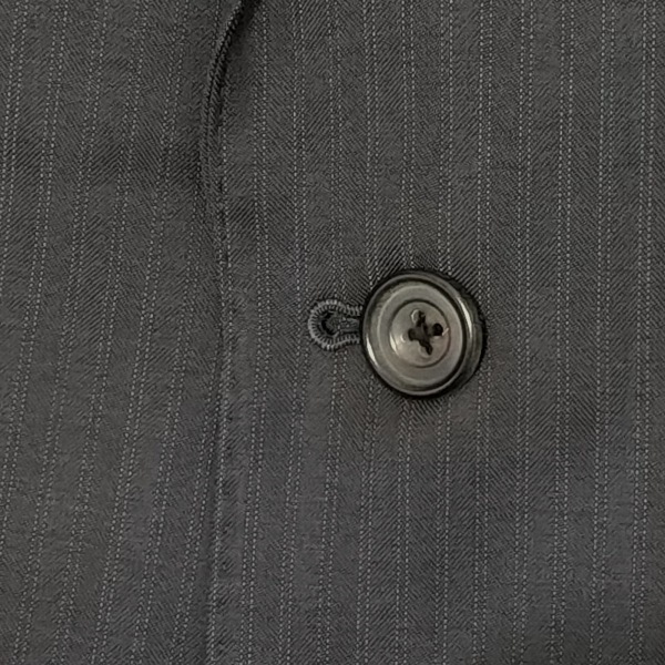 バーバリーロンドン Burberry LONDON シングルスーツ - ダークグレー×グレー メンズ ストライプ/ネーム刺繍 メンズスーツの画像8