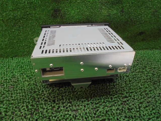 9FB6039 ID3)) ホンダ N-BOX JF1/JF2 前期型 カスタムG Lパッケージ 純正 ギャザス CDオーディオデッキ WX-128CU_画像3