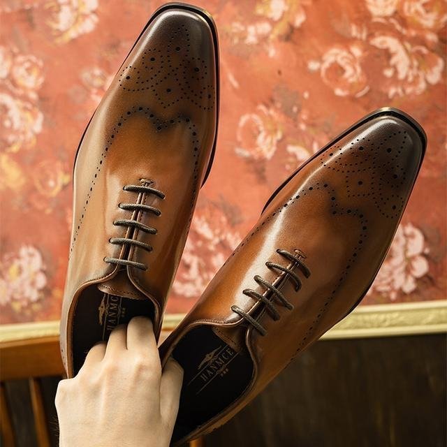 メンズビジネスシューズ　メンズシューズ　 紐靴　牛革　本革　革靴　フォーマル　紳士靴　イギリス風　通勤　快適　ブラウン　24.5cm