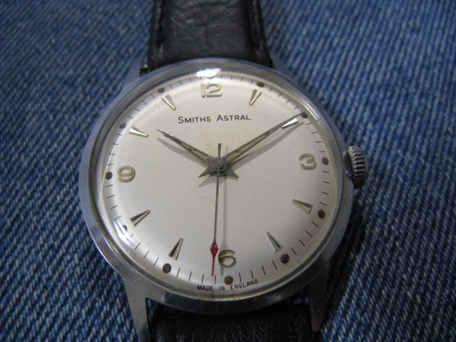 1960年代 SMITHS スミス MADE IN ENGLAND ブリティッシュウォッチ 英国アンティーク手巻腕時計 稼働品 注油済み_画像2