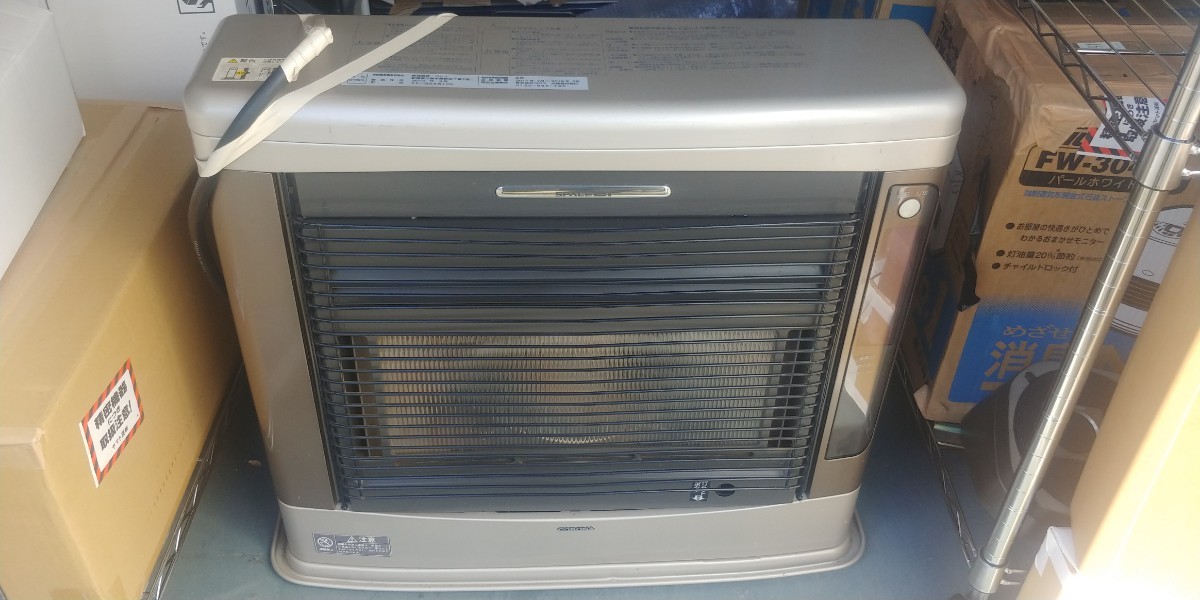 Yahoo!オークション - コロナFF石油ストーブ FF-GX6810K 2010年 Yahoo!オークション - コロナFF石油ストーブ FF-GX6810K 2010年