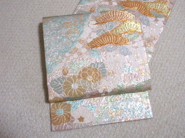 花と松・プラチナムゴールド袋帯・美品　E-3