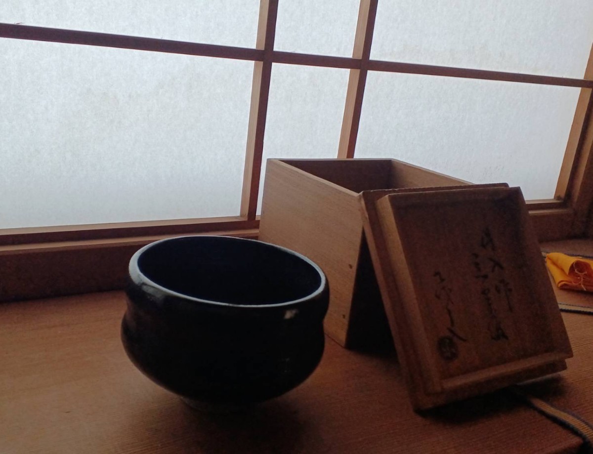 黒茶碗　黒楽茶碗