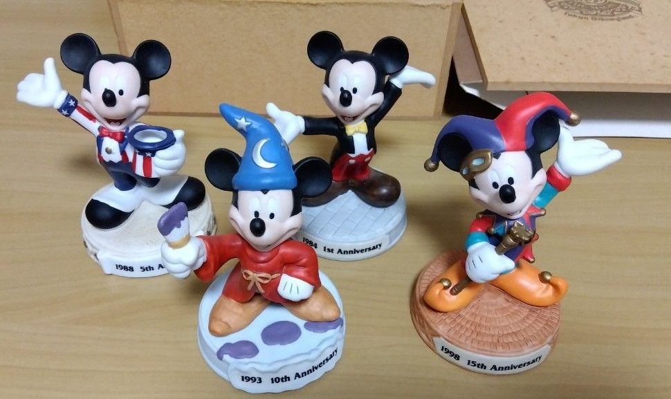 ディズニー Disney ミッキーマウス フィギュア 4体 ディズニー Disney ミッキーマウス フィギュア 4体