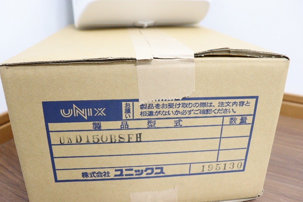 新品◆S4127◆UNIX◆給気電動シャッター◆壁・天井取付用◆クールホワイト◆不織布フィルター◆UKD150BSFH_画像3