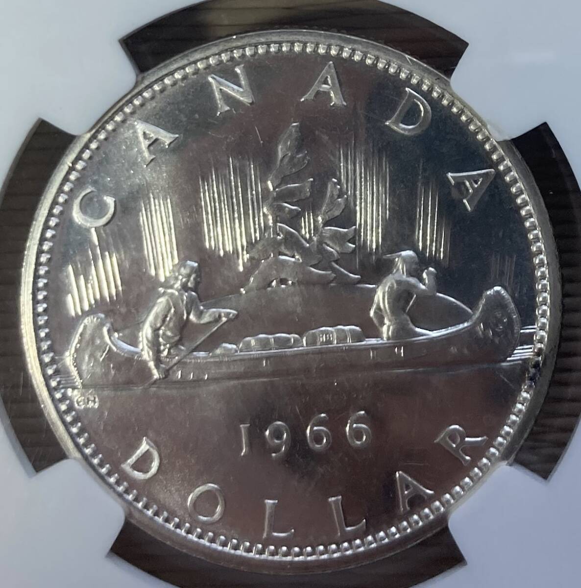 １円スタート! ★カナダ 1966年１ドル銀貨 NGC PL66 CAM ★ 世界コイン銀貨 _画像6