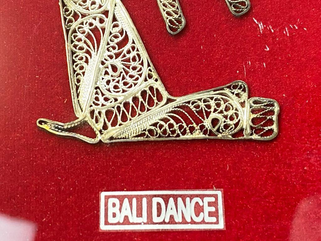 M345 BALI DANCE 踊り女の銀細工 額装壁掛 シルバー 純銀 バリ島 工芸品 インドネシア 美術品 _画像8