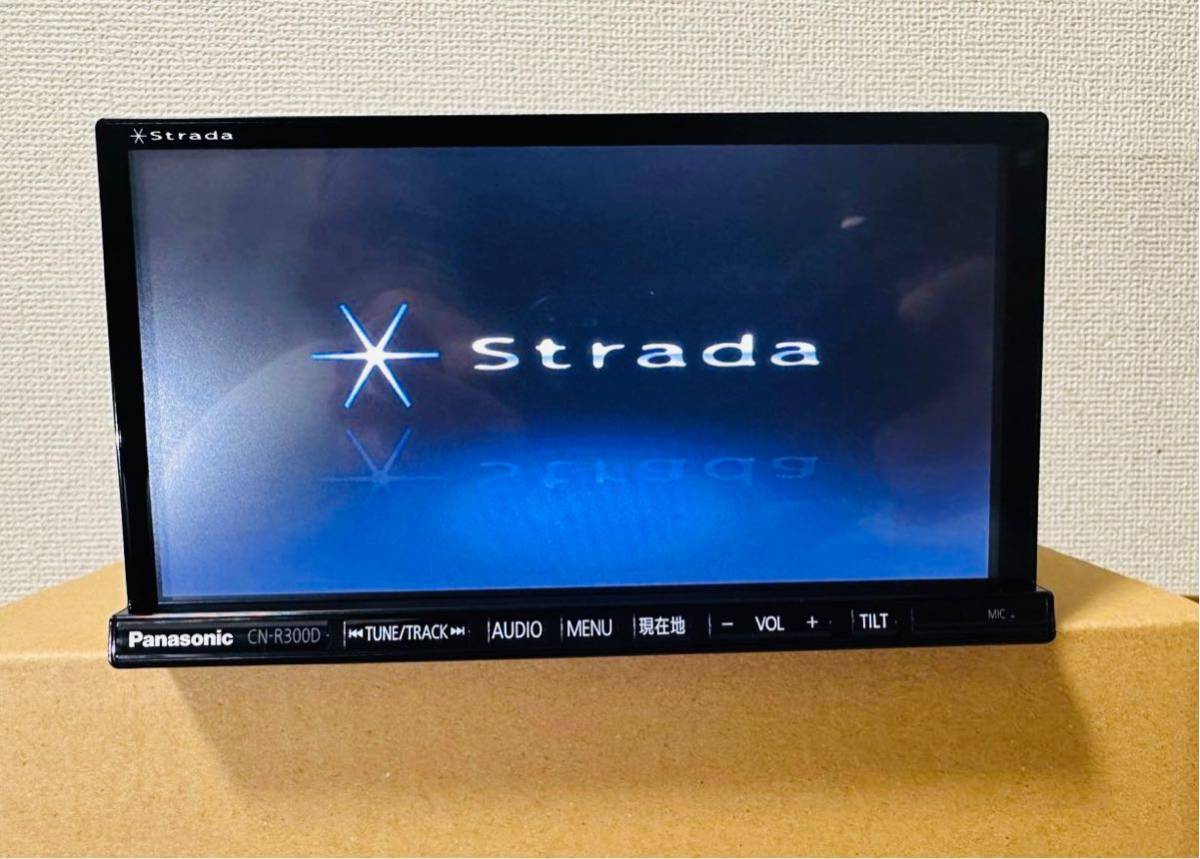 Panasonic strada パナソニック CN-R300D フルセグ Bluetooth Panasonic strada パナソニック CN-R300D フルセグ Bluetooth