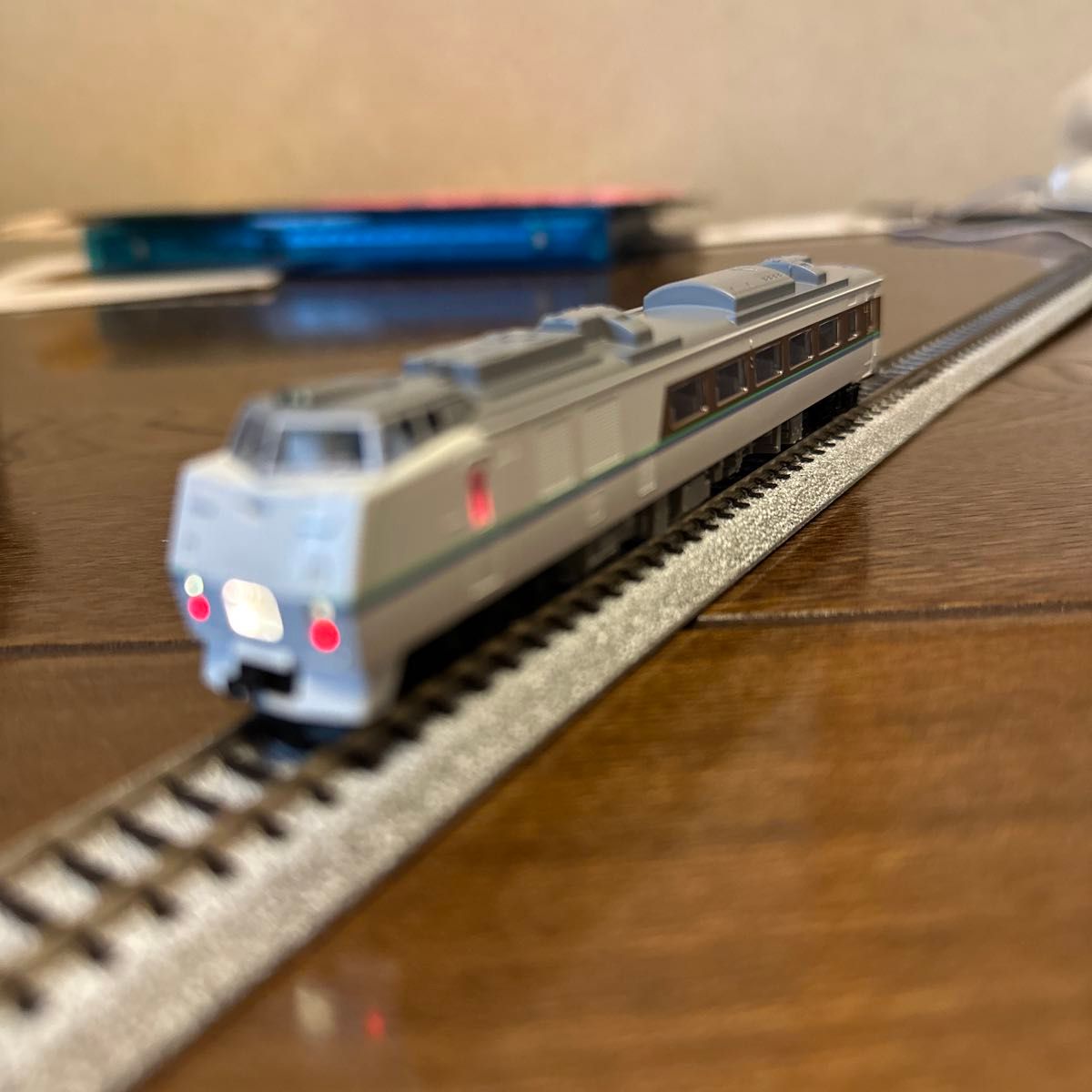 JR キハ183系特急ディーゼルカー（スーパーとかち）セット｜製品情報｜製品検索｜鉄道模型 トミックス 公式サイト｜株式会社トミーテック