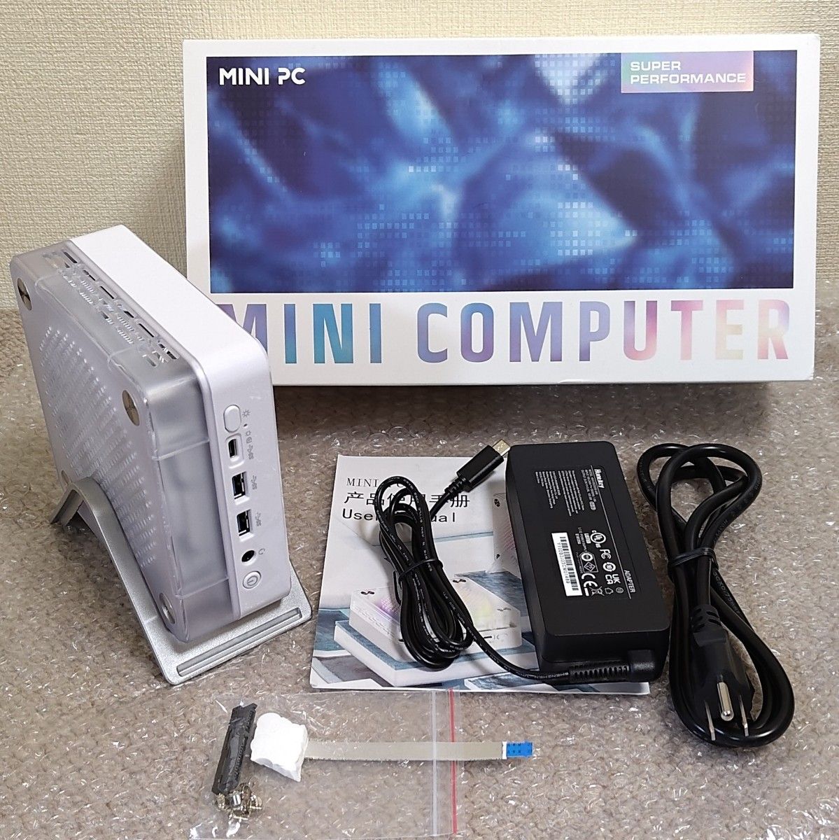 GenMachine Ryzen 7 6800H ES ベアボーン ミニPC ホワイト Win11 GenMachine Ryzen 7 6800H ES ベアボーン ミニPC ホワイト Win11